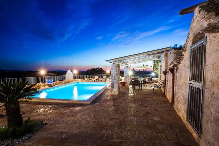 Chalet para 5 personas, con jardín además de piscina y vistas - 1