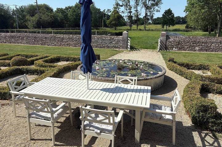 Gîte pour 6 personnes, avec jardin et terrasse à Le Molay-Littry