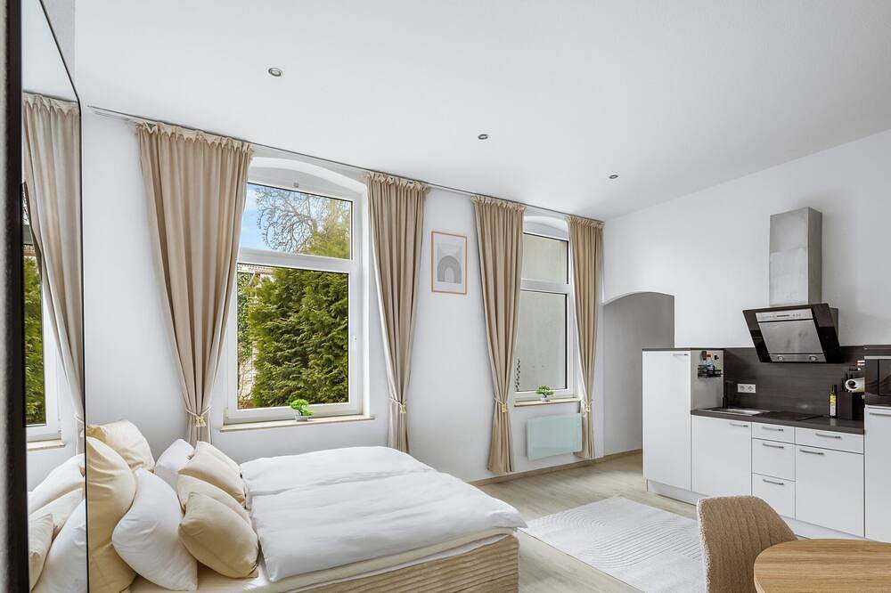 Ganze Wohnung, Moderne Stadtvilla - Kurpark Bestlage - Bali & Gop in Bad Oeynhausen, Kreis Minden-Lübbecke