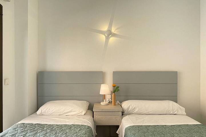 Appartement entier, Appartement Milos à Moraira – Pour 4 personnes, à 200 m de la mer et terrasse. in Platja de l'Ampolla (Moraira), Teulada