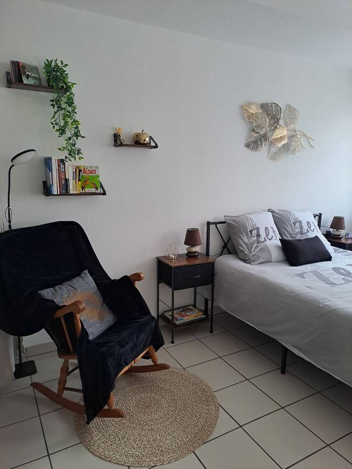 Studio entier, Studio meublé classé 3 étoiles au cœur de Niederbronn-les-Bains, Alsace in Niederbronn-les-Bains, Nord de l'Alsace