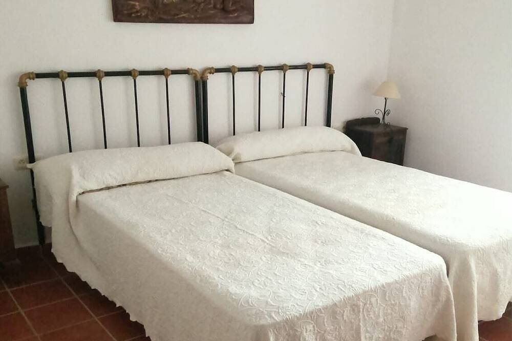 Ganze Wohnung, Großzügiges Apartment mit privatem Pool in Membrío, Internationaler Naturpark Tajo