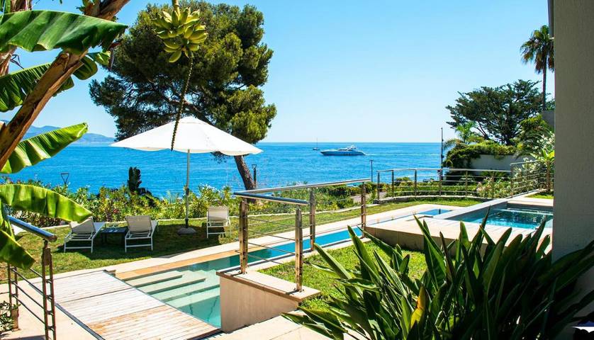 Villa pour 8 personnes, avec vue ainsi que jardin et piscine, animaux acceptés à Roquebrune-Cap-Martin - 2