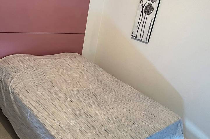 Entire apartment, Bright downtown apartment in Montauban, Tarn-et-Garonne