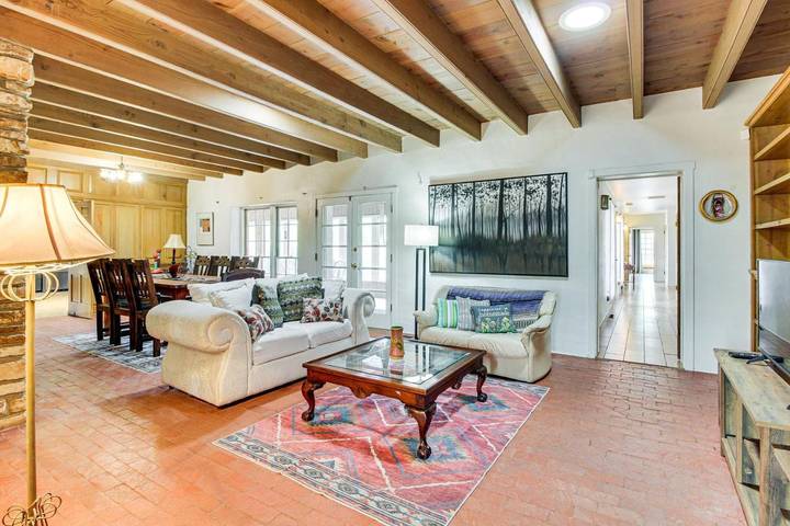 Apartamento para 8 personas, con vistas y piscina en Albuquerque