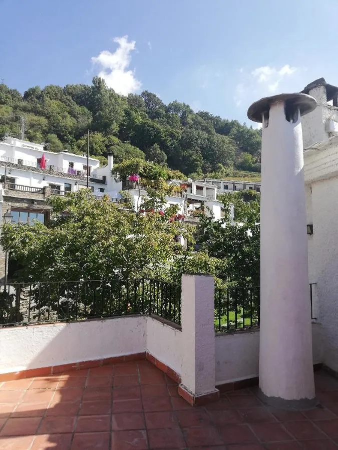 Apartamento de vacaciones para 4 personas, con jardín y vistas - 1
