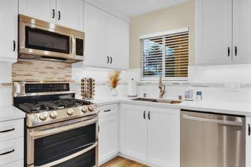 Vacation Rental for 7 Guests in Carlsbad, San Diego County, Picture 3