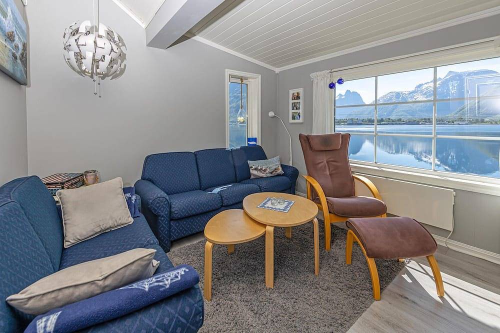2 bedroom awesome home in Isfjorden in Rauma (Norway), Northern Fjord Norway