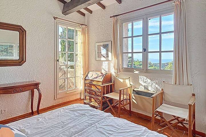 Location de vacances pour 4 personnes, animaux acceptés dans Plage de Gigaro - 4