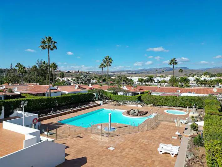 Bungalow für 4 Personen, mit Garten und Terrasse sowie Pool in Maspalomas