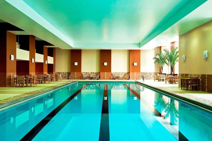 Hôtel pour 2 personnes, avec piscine et terrasse, animaux acceptés à Lombard - 3