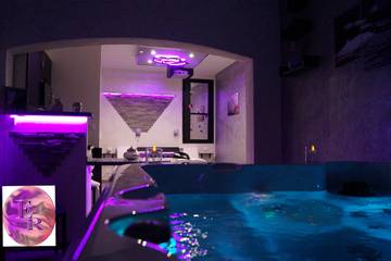 Chambre d’hôte pour 2 personnes, avec piscine ainsi que jacuzzi et jardin dans les Bouches-du-Rhône