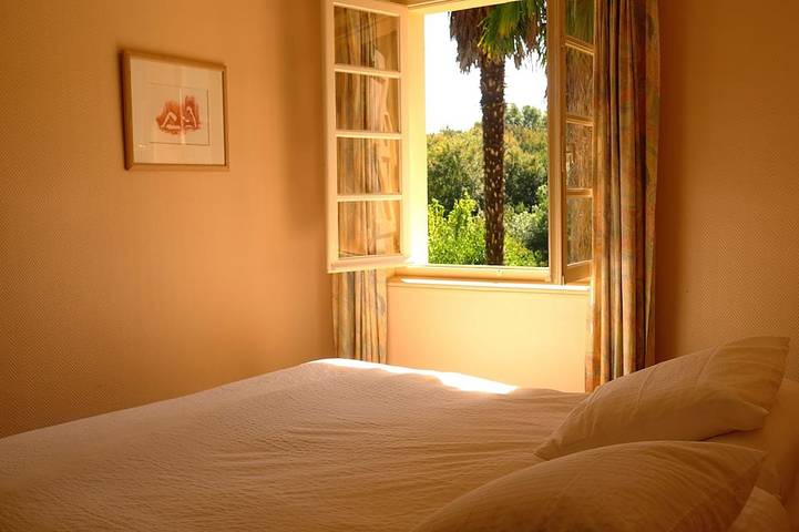 Gîte pour 4 personnes, avec terrasse et jardin à Gan - 2