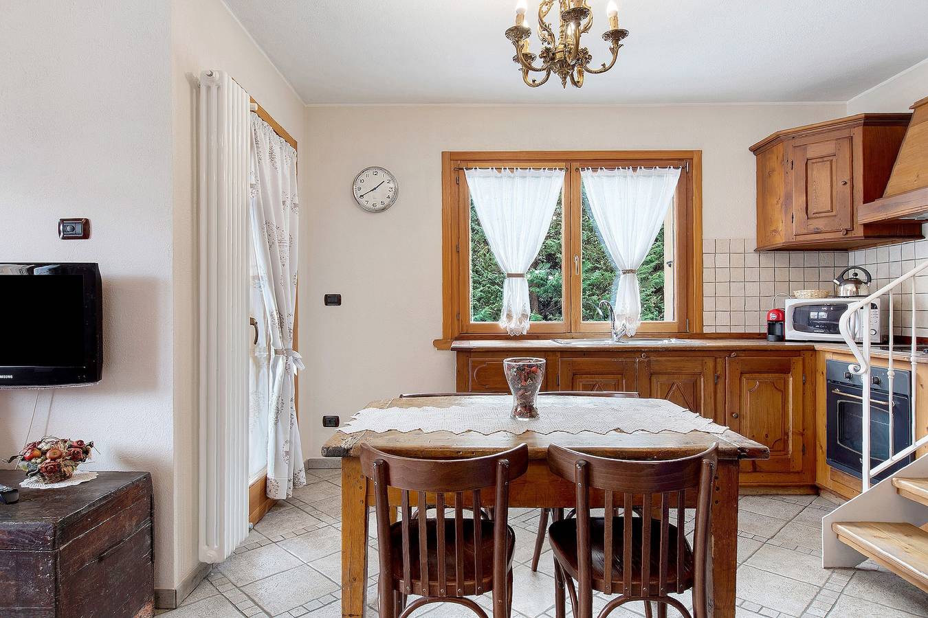 Appartamento intero, Appartamento 'Bilocale 1' con Vista Montagna, Terrazza in Comune e Wi-Fi in Gressan, Comune di Gressan