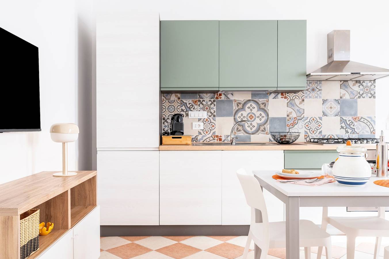 Ganze Wohnung, Ferienwohnung 'Corte Curatolo - Ciuri' mit Gemeinschaftsterrasse, Wi-Fi und Klimaanlage in Martano, Lecce Provinz