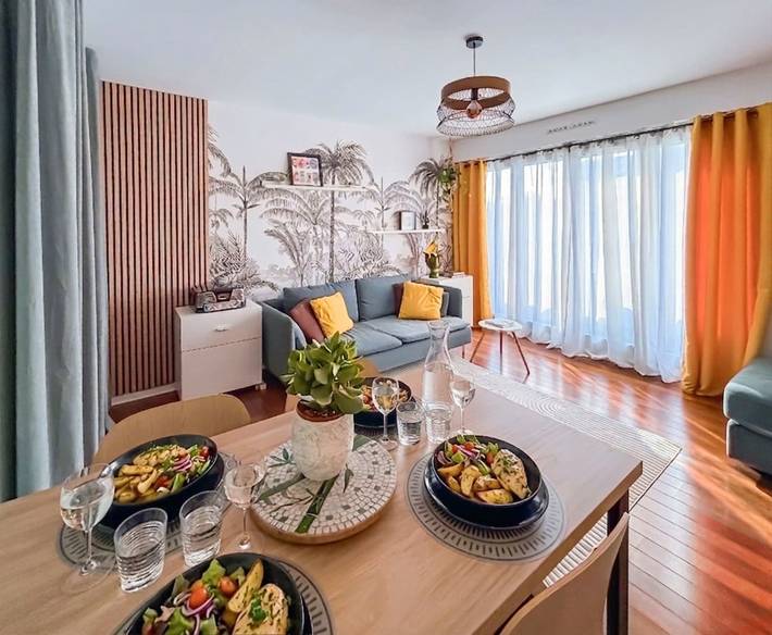 Ganze Wohnung, Ferienwohnung für 4 Personen mit Balkon in Ivry-sur-Seine, Val-de-Marne