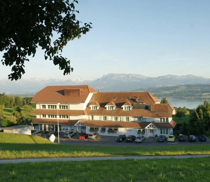 Hôtel pour 2 personnes, avec Terrasse et Jardin ainsi que Vue sur le lac et Vue
