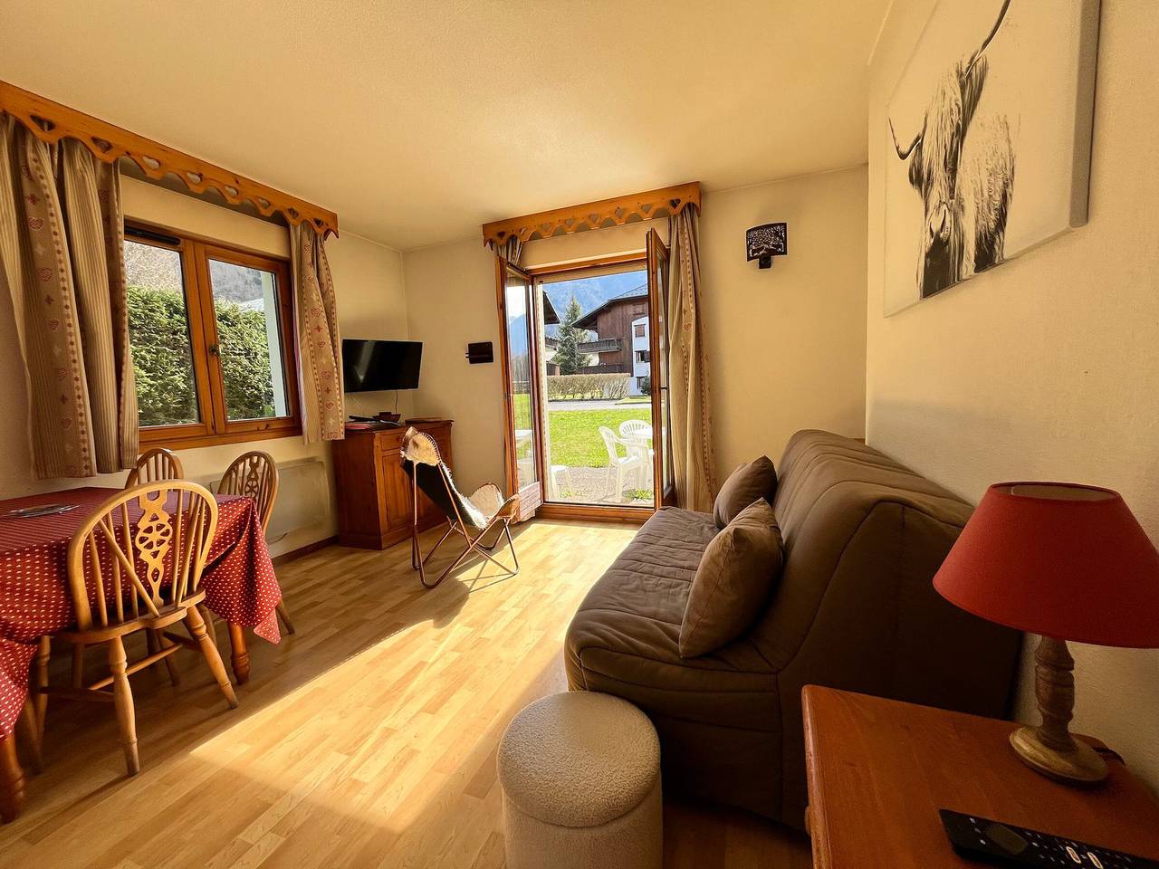Ganzes Studio, Studio mit Bergblick und Pools, Haustiere erlaubt in Samoëns, Region Bonneville