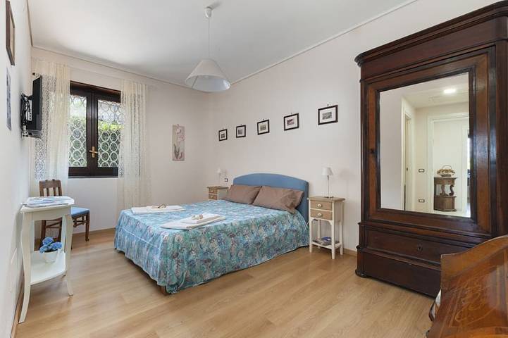 Location de vacances pour 15 personnes, avec jardin et jacuzzi à Castellammare di Stabia - 4