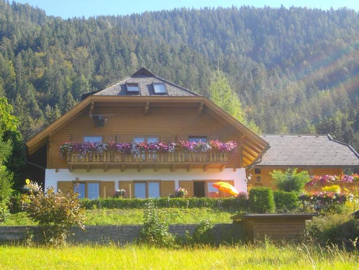 Vakantieappartement voor 2 personen, with Balkon and Terras as well as Tuin and Sauna in Weissensee