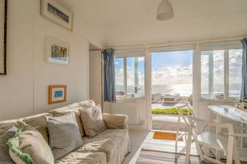 Holiday Rental for 4 People in Lyme Regis, Jurassic Coast, Photo 4