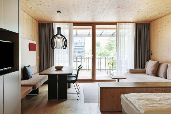 Camping für 6 Personen, mit Balkon und Terrasse sowie Garten und Pool in Tirol - 4