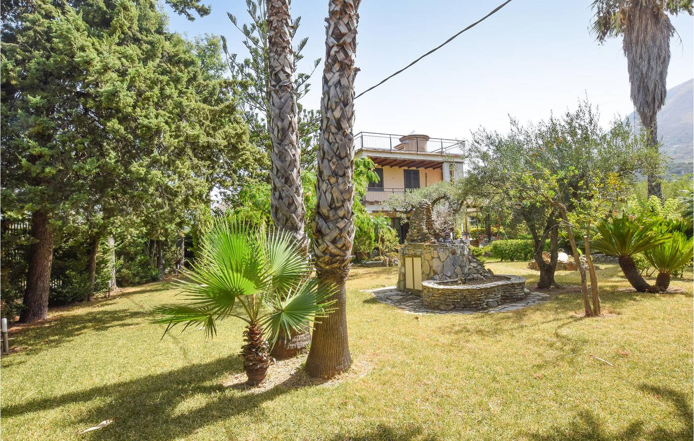 Apartamento con vistas al mar, aire acondicionado, aparcamiento y terraza - Giardinello 2km in Borgetto, Provincia de Palermo