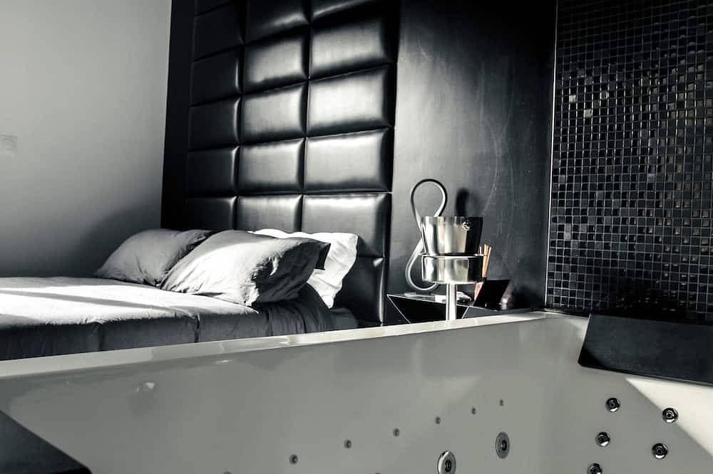 Entire apartment, Spartan room apartment paris in Vitry-sur-Seine, Val-de-Marne