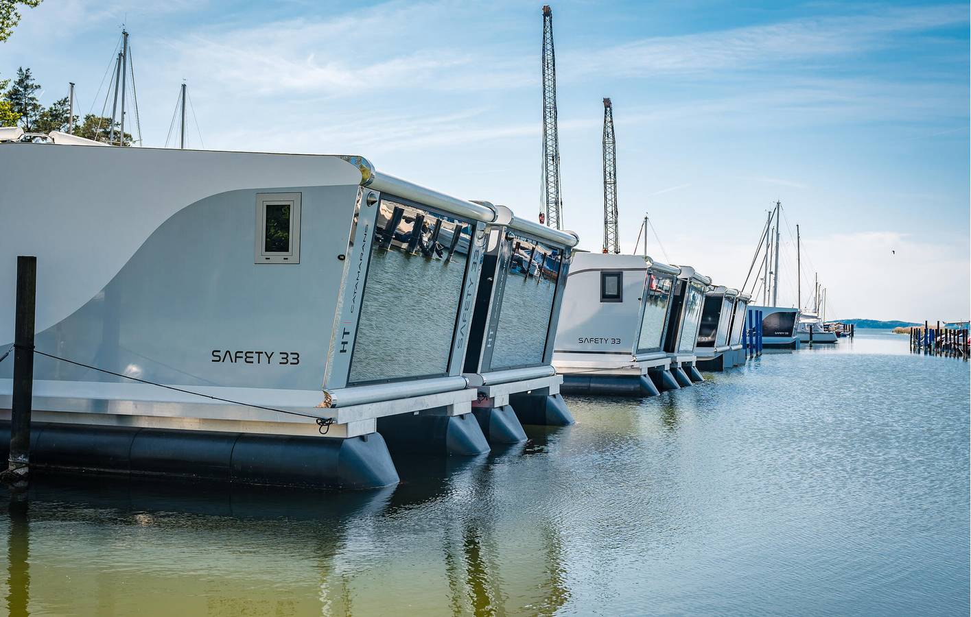 Houseboat for 4 people with sauna in Jasmund National Park