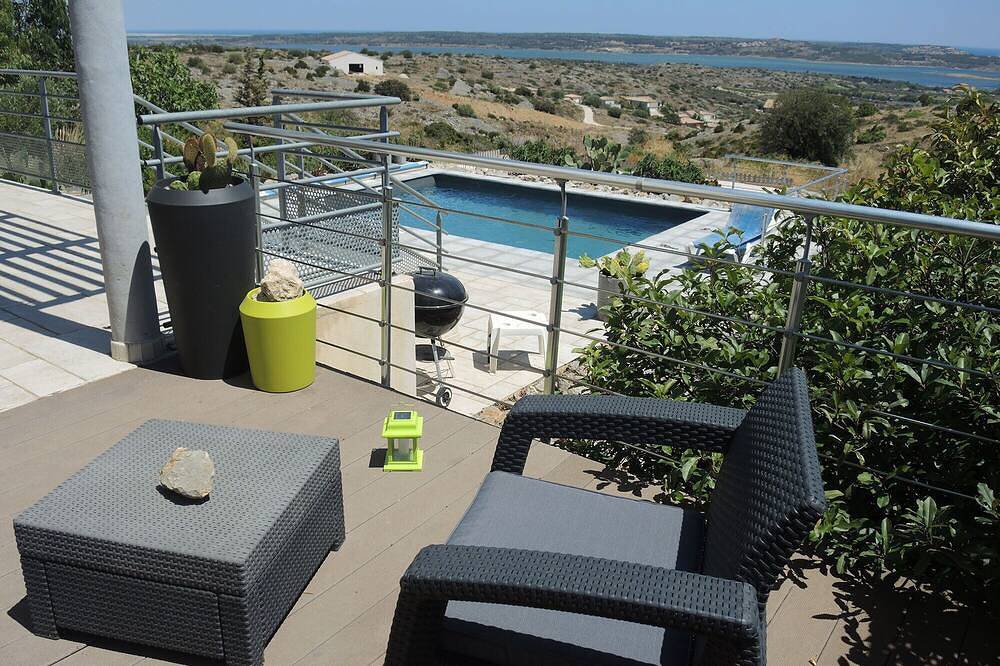 Luxury villa, exceptional sea view, heated pool, May to October 4 bathrooms in Fitou, Mittelmeerküste (Frankreich)