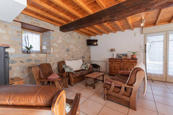 Casa de vacaciones 'Maison Anthian' con terraza privada, jardín privado y Wi-Fi in Arcizans-Avant, Parque nacional de los Pirineos
