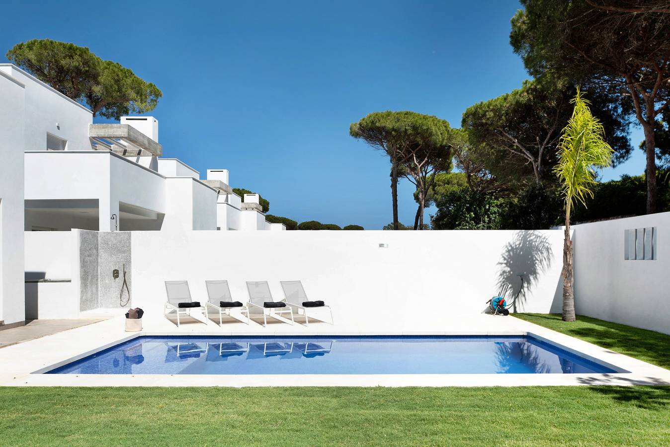 Villa 'Santa Clara 21a' with Private Pool, Wi-Fi and Air Conditioning in Playa La Barrosa, Chiclana de la Frontera