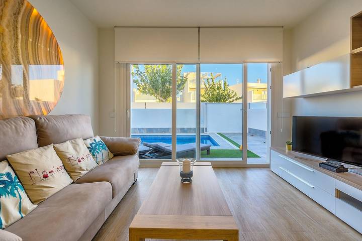 Chalet para 8 personas, con Jacuzzi además de Terraza y Jardín en Provincia de Murcia