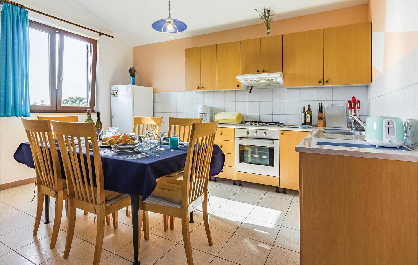 Ganze Ferienwohnung, Ferienwohnung für 4 Personen mit Terrasse in Vinkuran, Südküste Istrien