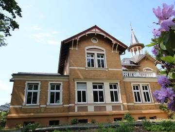 Ferienwohnung für 6 Personen, mit Pool und Garten sowie Sauna, mit Haustier in Neupetershain