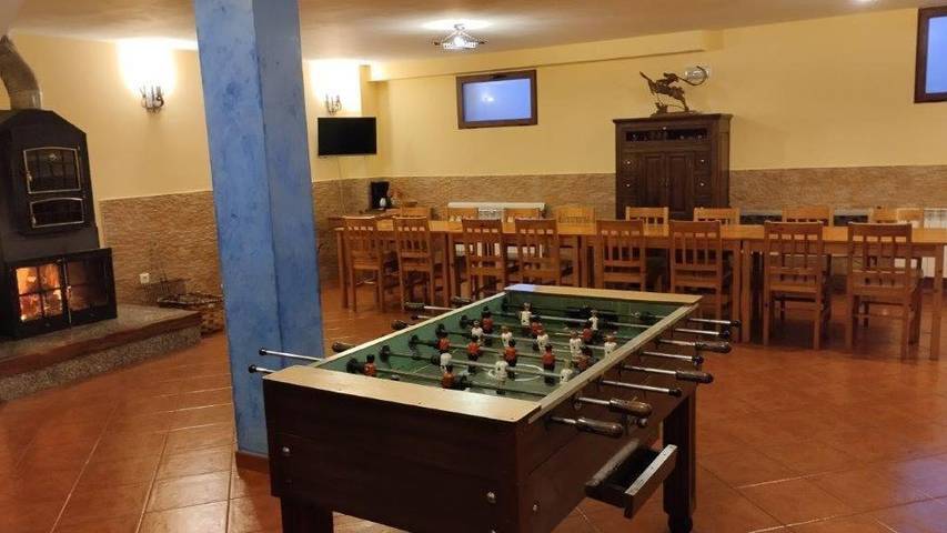 Casa rural para 14 personas, con Balcón además de Terraza y Vistas en Atapuerca - 4