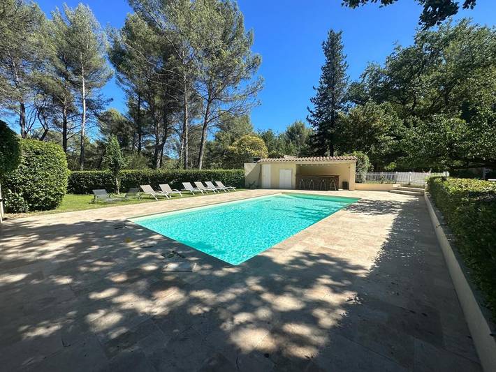 Maison de vacances pour 8 personnes, avec Terrasse ainsi que Jardin et Piscine à Aubagne