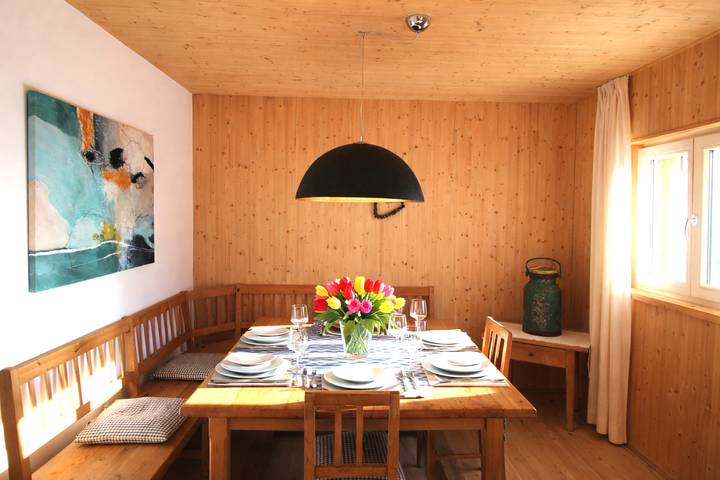 Ganze Ferienwohnung, ChiemseeRefugium - Ferienwohnung Berg - Ferienwohnung Berg 90qm mit Balkon, max. 6 Personen in Bernau am Chiemsee, Chiemsee