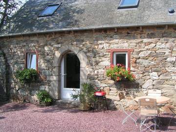 Gîte pour 3 personnes, avec jardin et vue, animaux acceptés dans 