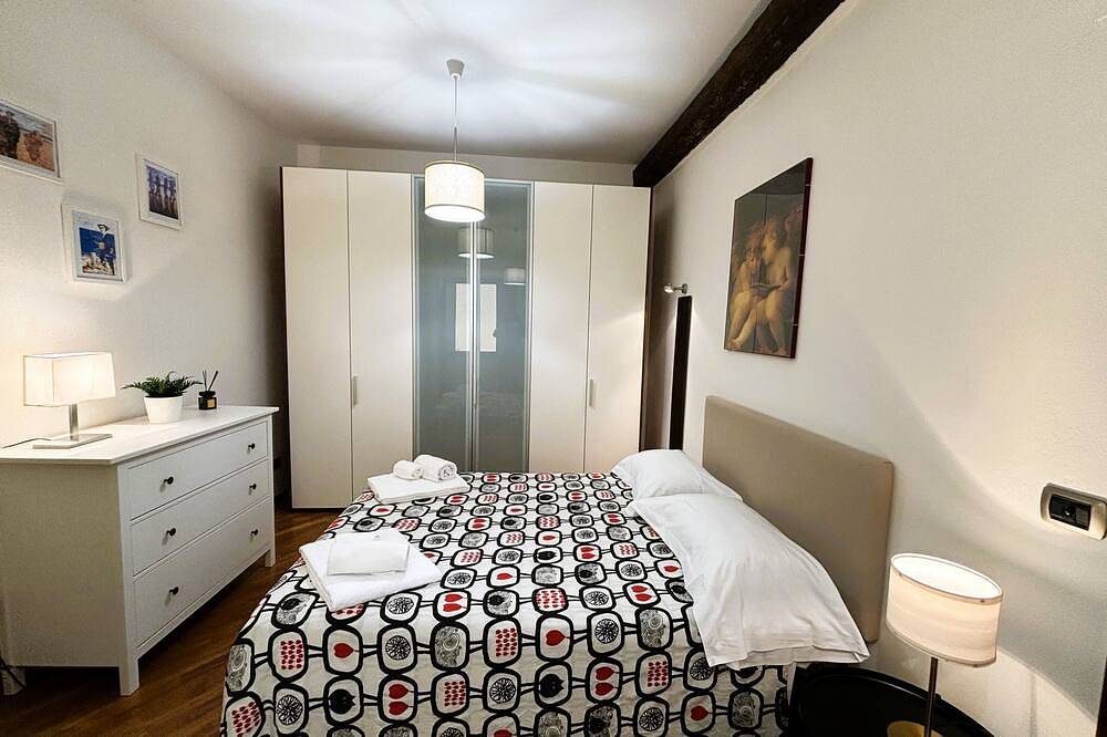 Appartamento intero, Luminoso Bilocale nel cuore del centro storico di Firenze, in Firenze Centro storico, Firenze