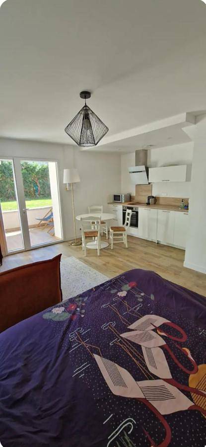 Alojamiento y desayuno para 3 personas, con jardín, Se admiten mascotas en Bayona (Francia)