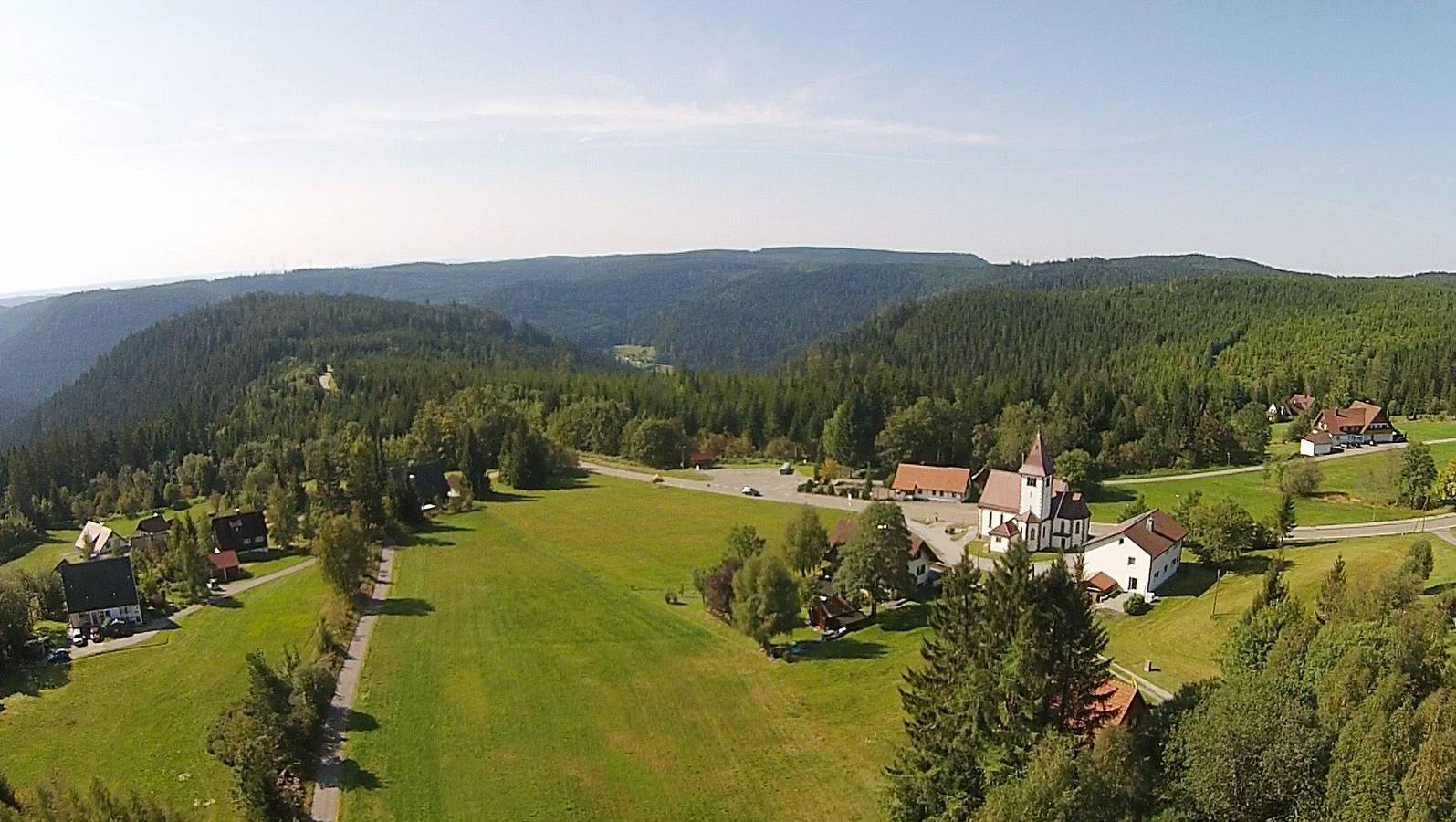 Ganze Ferienwohnung, Gemütliche Ferienwohnung in Kniebis mit Großem Garten in Kniebis, Freudenstadt