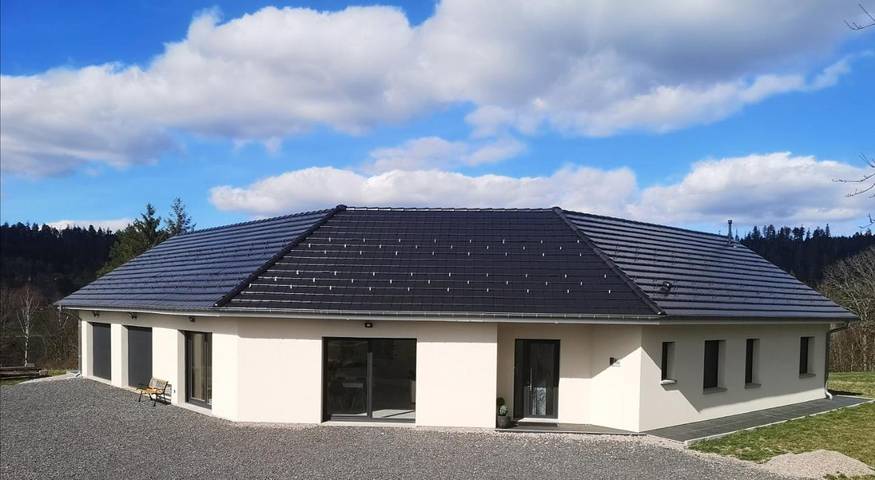 Location de vacances pour 8 personnes, avec Jacuzzi et Terrasse ainsi que Sauna et Vue à Liézey
