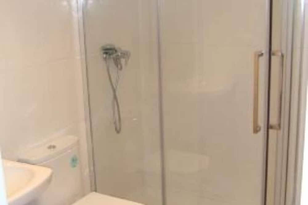 Apartamento entero, Apartamento con vistas al mar, a 40 mts de la playa  y a 50 minutos de Santiago in Corrubedo, Riveira