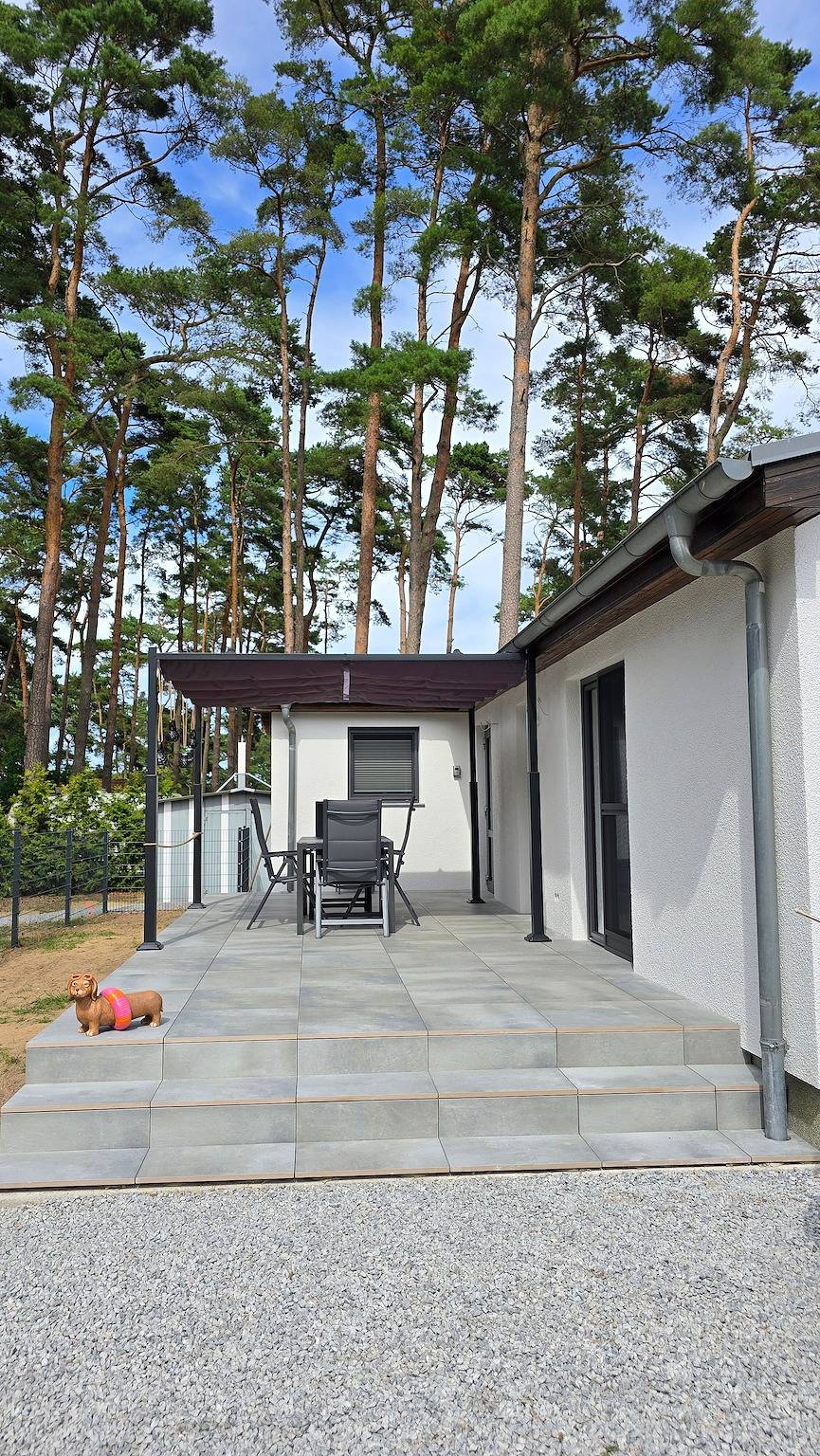 "Haus Odem“ - Hundeparadies mit komplett eingezäunten Garten zur alleinigen Nutzung in Freest, Vorpommern Greifswald