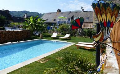 Gîte pour 4 personnes, avec jardin ainsi que piscine et terrasse à Sainte-Eulalie-d'Olt