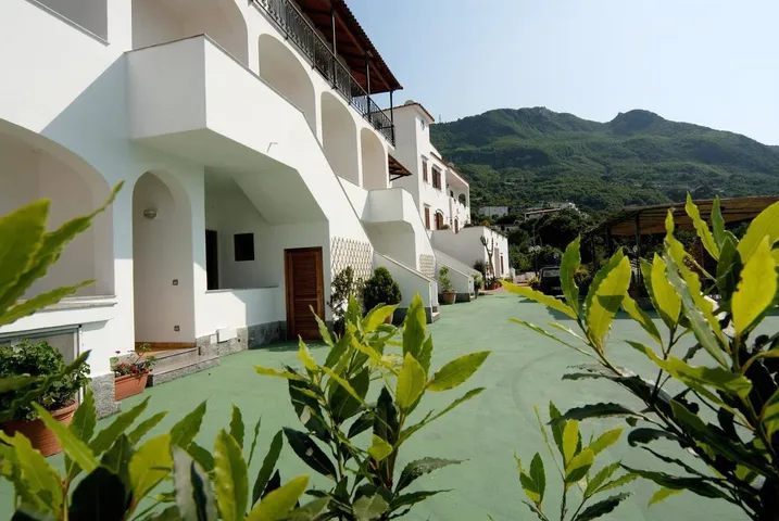 Casa de huéspuedes para 2 personas, con balcón y jardín - 1