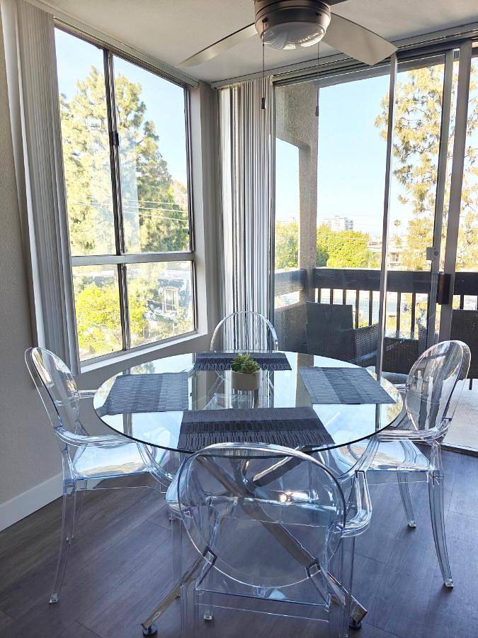 Apartamento de vacaciones para 3 personas, con terraza y sauna además de piscina y vistas, Se admiten mascotas - 1