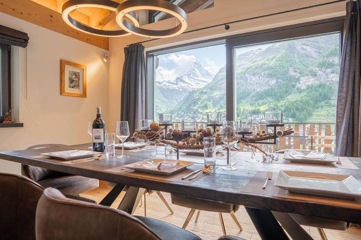 Vacation rental for 9 people, with Balcony and View in Valais
