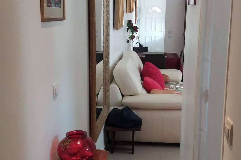 Apartamento entero, Homerez - Apartamento en Paray, terraza in Paray-Vieille-Poste, Essonne